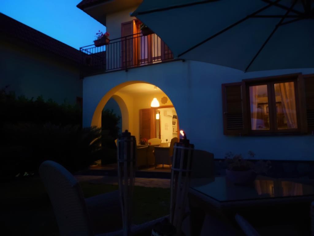 Villa Talea Sant'Agata sui due Golfi Luaran gambar
